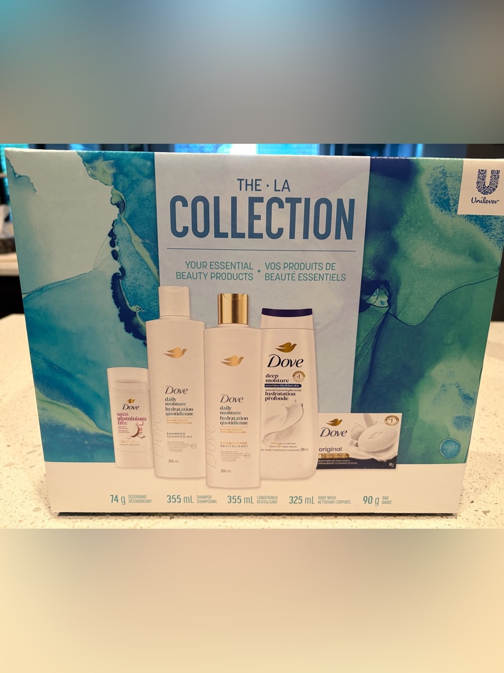Women’s Dove Bath, Body & Hair Gift Set
